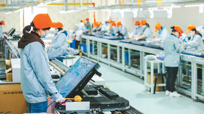 大屏低價(jià)時(shí)代 智能電視為何越來越便宜？