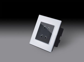 掌控生活，一鍵啟航 讓萬能遙控插座成為您家的智能管家