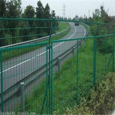 公路圍欄與鐵路隔離柵 保障交通安全的重要屏障