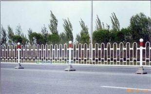 供應(yīng)公路防護(hù)柵欄與鐵路隔離柵 產(chǎn)品信息、價(jià)格及廠(chǎng)家選擇指南