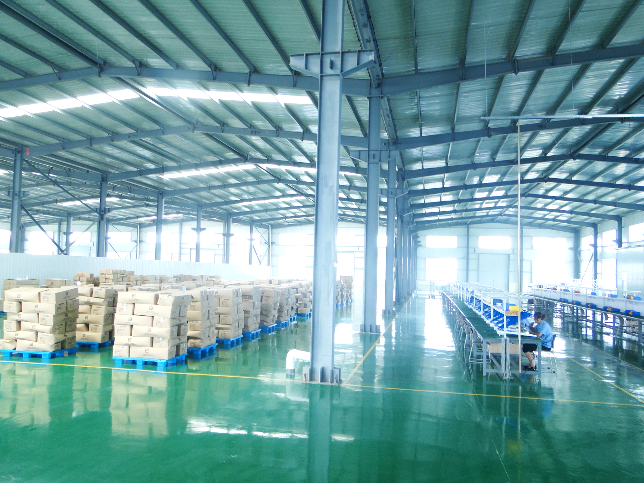 掛牌企業 | 300345 佰仕達 納米節能技術如何“點亮未來”與鐵路隔離柵領域的新機遇